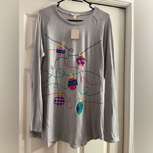 Long Sleeve woman’s Christmas Holiday top sz L new